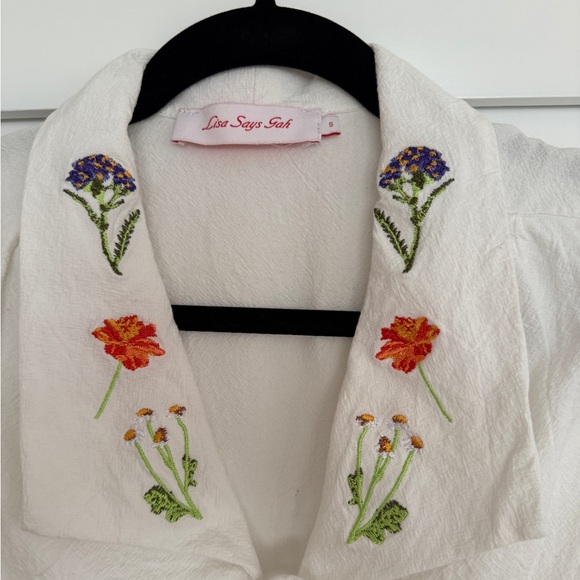 Lisa Says Gah White Mini Dress with Floral Embroidery - Picture 3 of 6